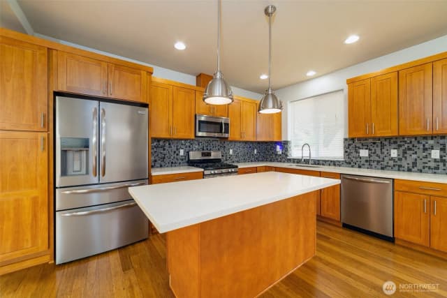 Property photo for 238 Sw 154th S, Burien photo 5