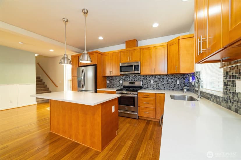 Property photo for 238 Sw 154th S, Burien photo 6