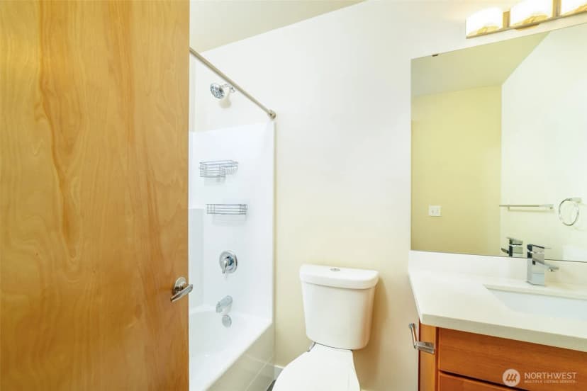 Property photo for 238 Sw 154th S, Burien photo 12