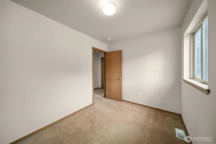Property photo for 706 S Western Ave, Wenatchee photo 19