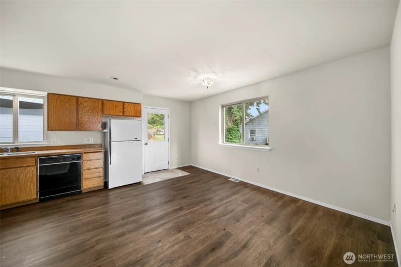 Property photo for 706 S Western Ave, Wenatchee photo 23