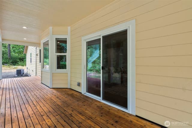 Property photo for 7439 Rixie Road Se, Olympia photo 4