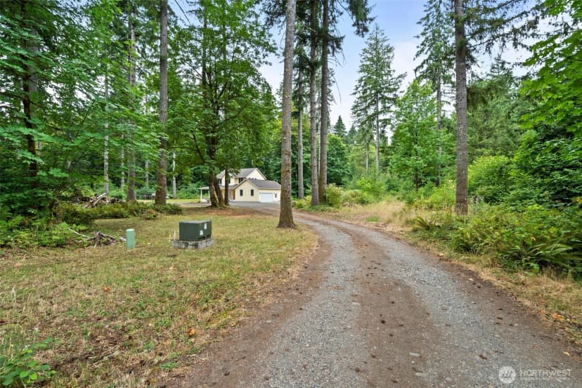 Property photo for 7439 Rixie Road Se, Olympia photo 6