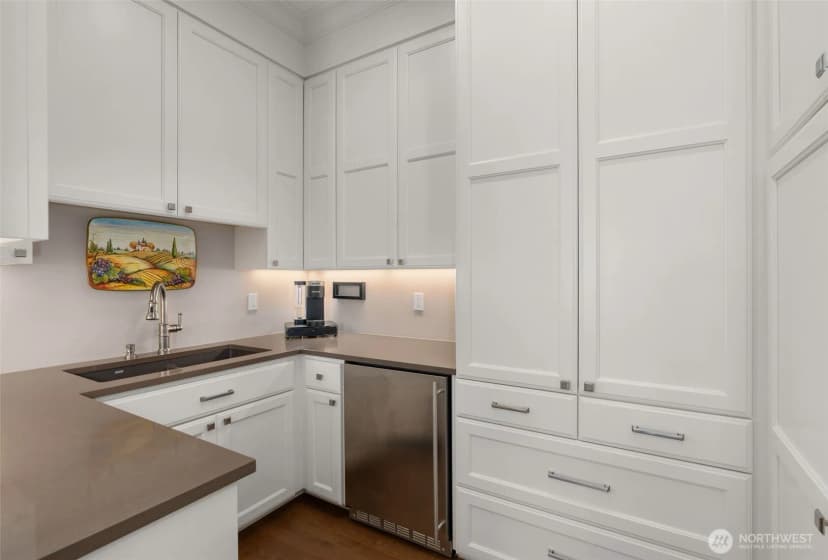 Property photo for 1223 1st Street, Kirkland photo 12