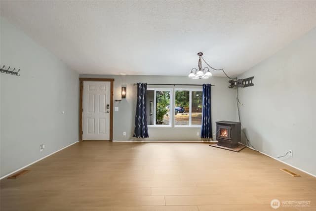 Property photo for 21009 129th Street Ct E, Bonney Lake photo 3