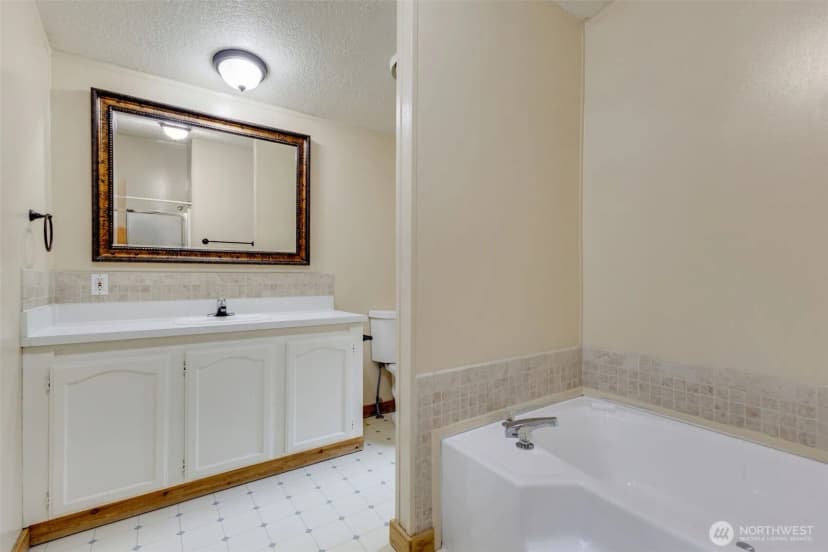 Property photo for 21009 129th Street Ct E, Bonney Lake photo 20