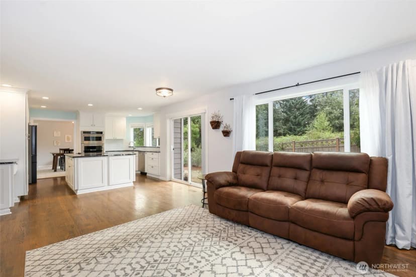 Property photo for 23709 126th Place Se, Kent photo 14