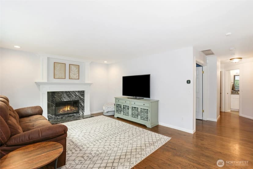 Property photo for 23709 126th Place Se, Kent photo 16