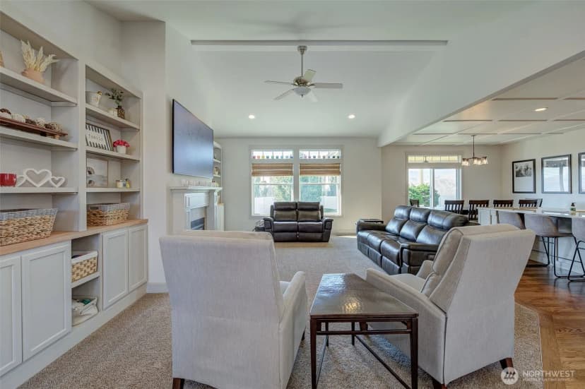 Property photo for 826 Autumn Crest Drive, Wenatchee photo 12