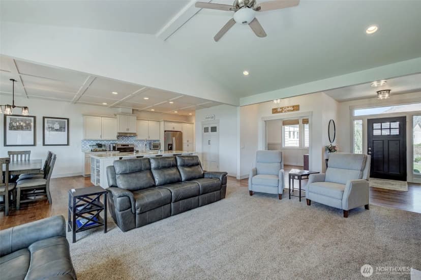 Property photo for 826 Autumn Crest Drive, Wenatchee photo 14
