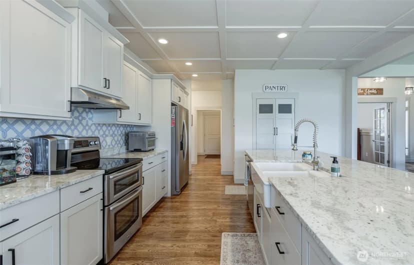 Property photo for 826 Autumn Crest Drive, Wenatchee photo 7