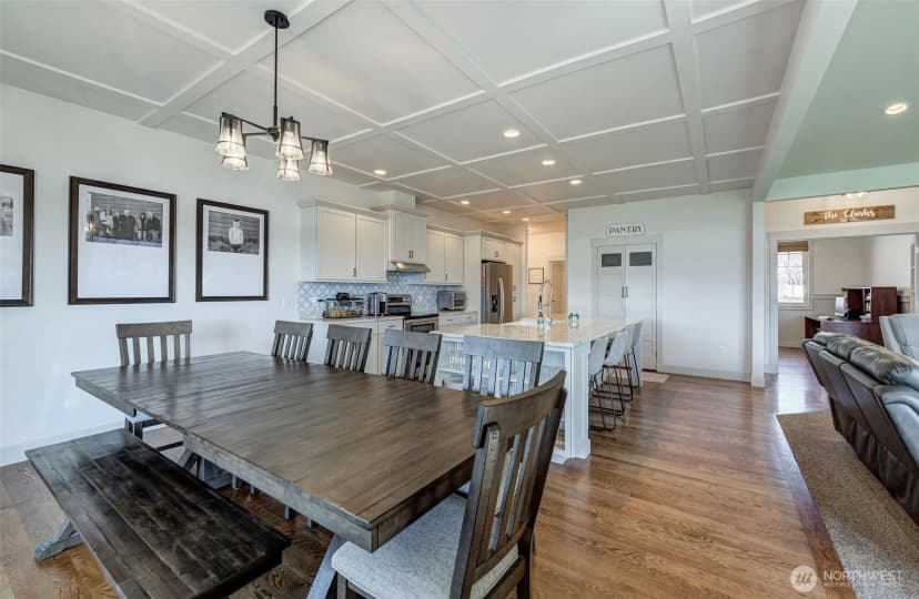 Property photo for 826 Autumn Crest Drive, Wenatchee photo 10