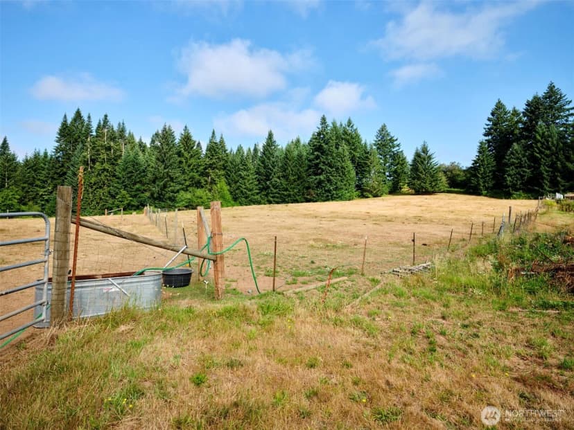 Property photo for 1109 Ne 389th Street, Woodland photo 30