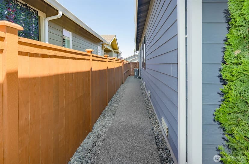 Property photo for 8235 Ridgefield Avenue Ne, Lacey photo 25