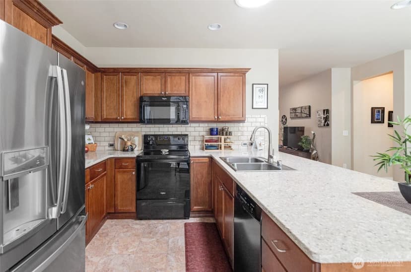 Property photo for 8235 Ridgefield Avenue Ne, Lacey photo 10
