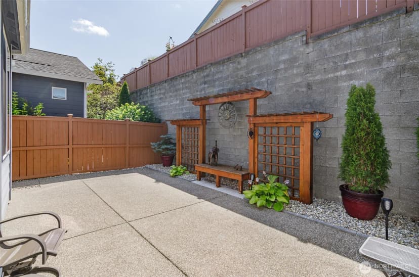 Property photo for 8235 Ridgefield Avenue Ne, Lacey photo 22