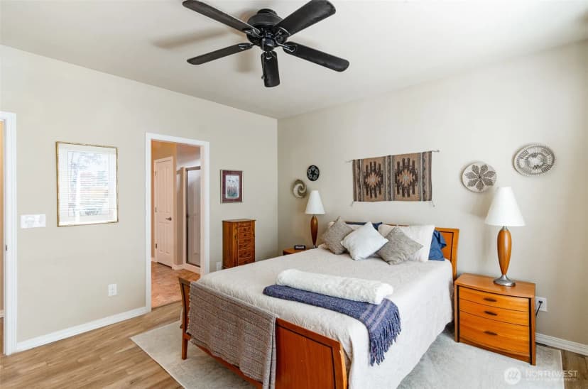 Property photo for 8235 Ridgefield Avenue Ne, Lacey photo 16