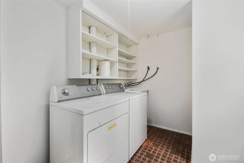 Property photo for 8139 14th Avenue Sw, Seattle photo 22