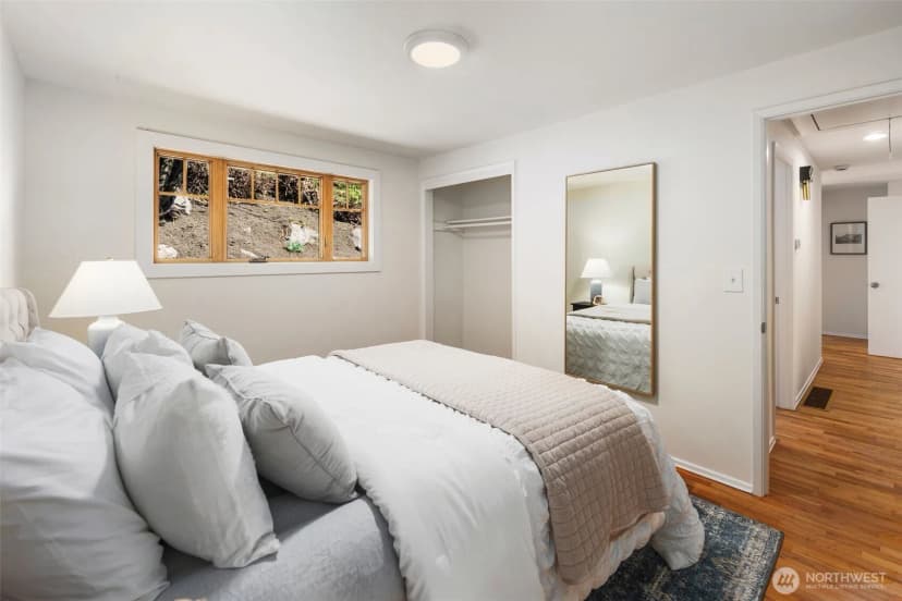 Property photo for 8139 14th Avenue Sw, Seattle photo 10