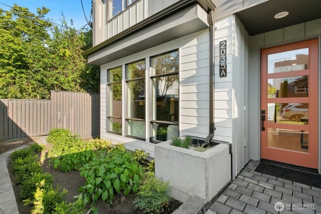 Property photo for 2035 Nw 61st Street #a, Seattle photo 4