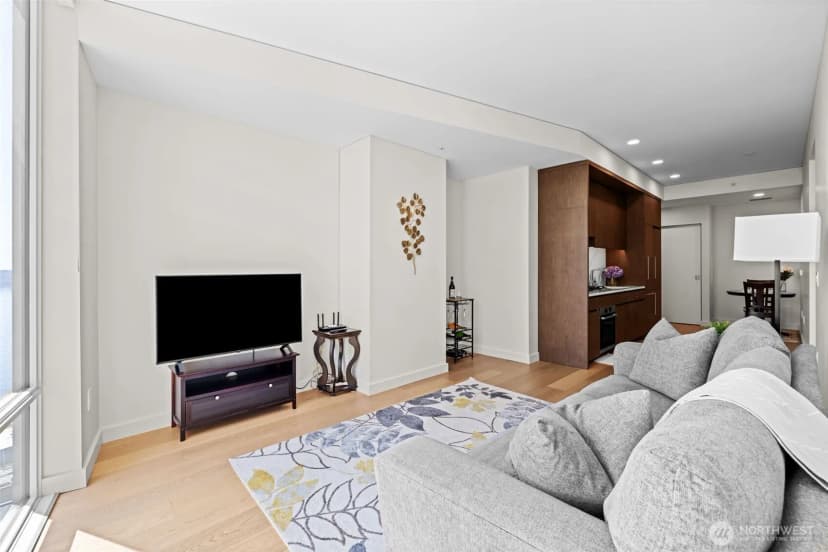 Property photo for 121 Stewart Street #2204, Seattle photo 6