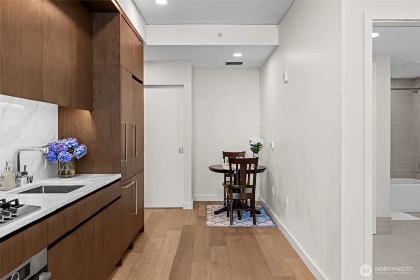 Property photo for 121 Stewart Street #2204, Seattle photo 20