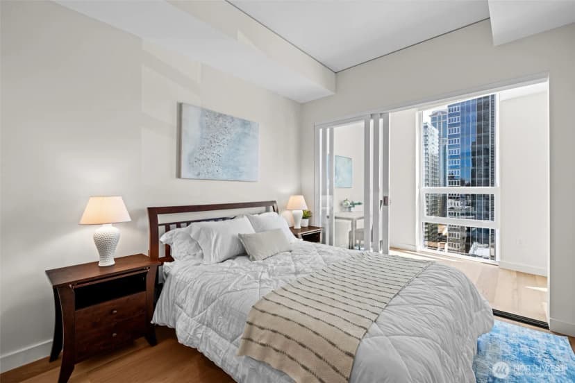 Property photo for 121 Stewart Street #2204, Seattle photo 9