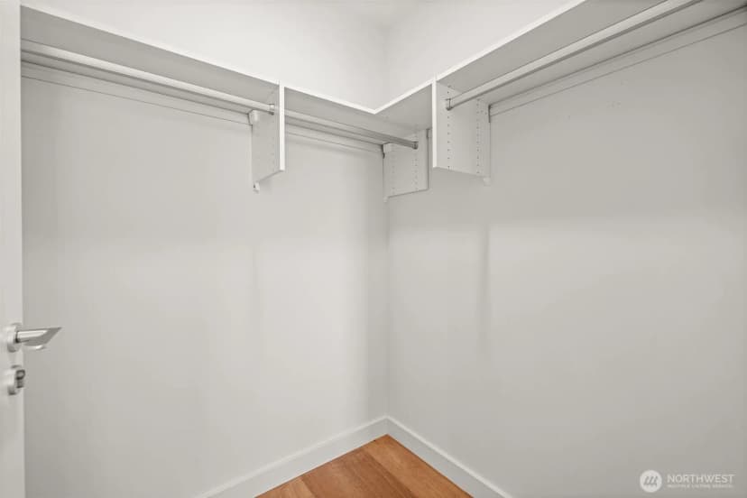 Property photo for 121 Stewart Street #2204, Seattle photo 11