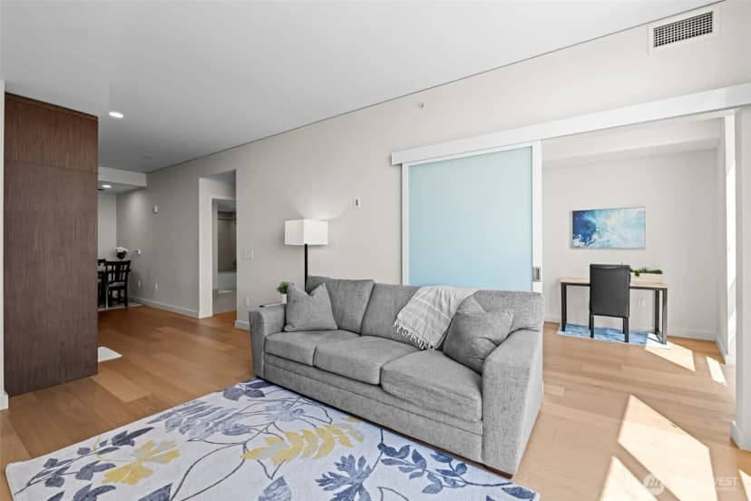Property photo for 121 Stewart Street #2204, Seattle photo 5