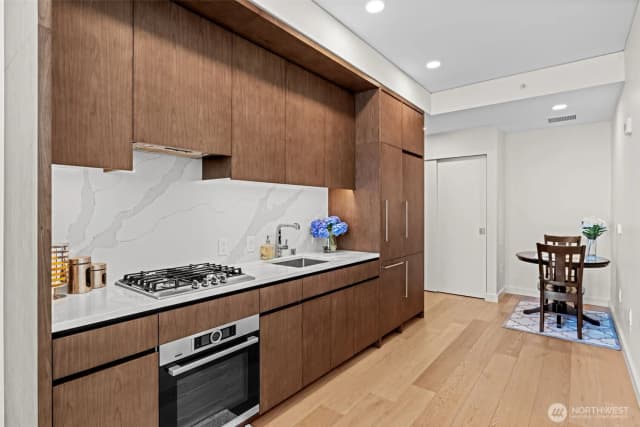 Property photo for 121 Stewart Street #2204, Seattle photo 4
