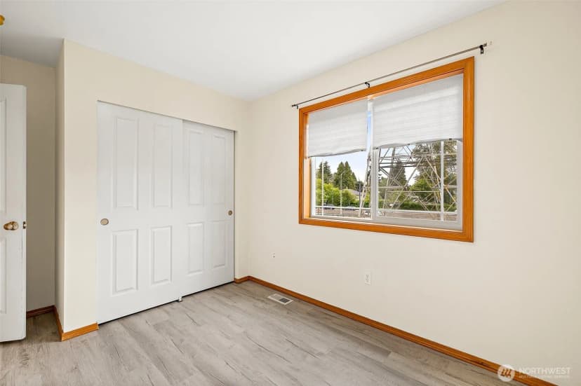 Property photo for 4223 S Cloverdale Street, Seattle photo 18