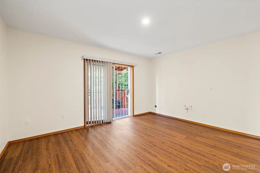 Property photo for 4223 S Cloverdale Street, Seattle photo 34