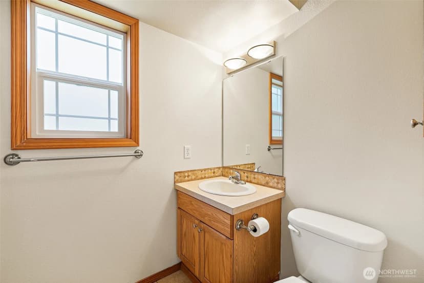 Property photo for 4223 S Cloverdale Street, Seattle photo 30