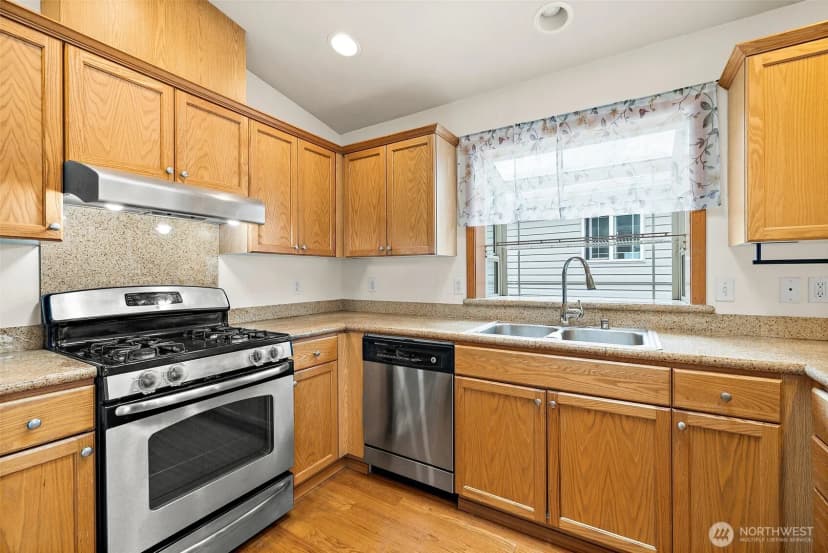 Property photo for 4223 S Cloverdale Street, Seattle photo 12