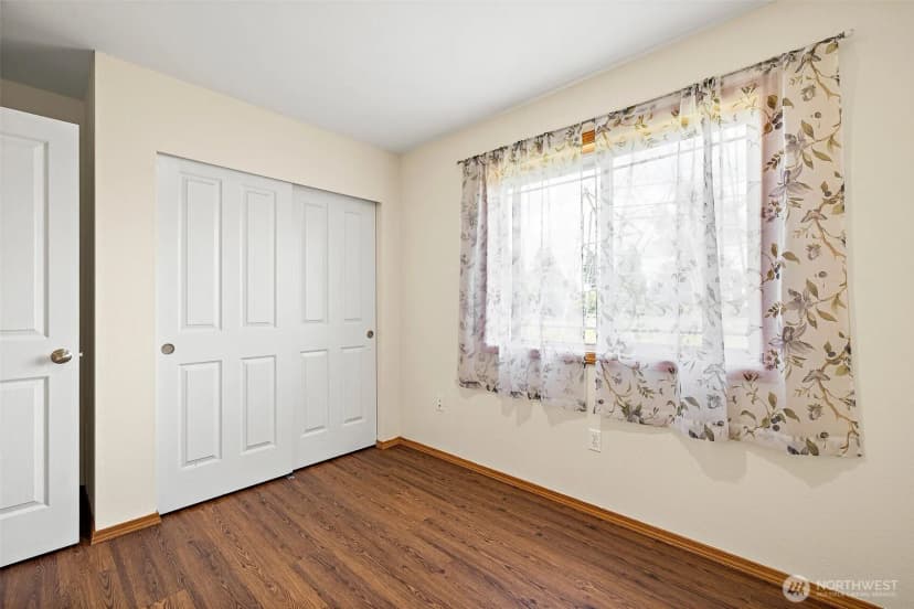 Property photo for 4223 S Cloverdale Street, Seattle photo 35
