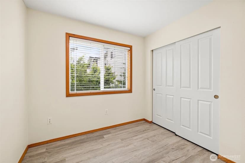 Property photo for 4223 S Cloverdale Street, Seattle photo 17