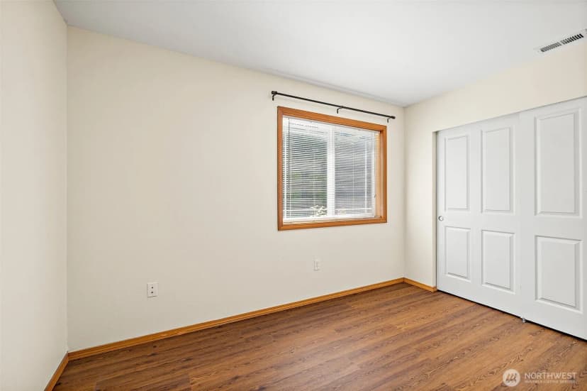 Property photo for 4223 S Cloverdale Street, Seattle photo 27