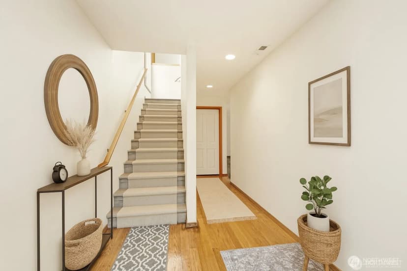 Property photo for 4223 S Cloverdale Street, Seattle photo 3