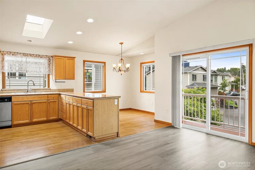 Property photo for 4223 S Cloverdale Street, Seattle photo 10