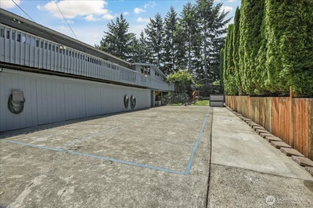 Property photo for 7801 Ne 133rd Place, Kirkland photo 4