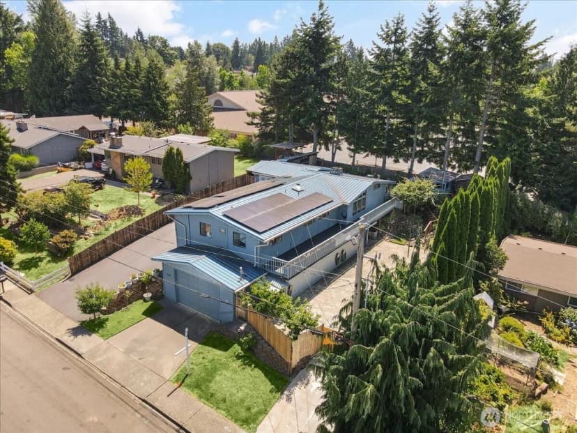 Property photo for 7801 Ne 133rd Place, Kirkland photo 9