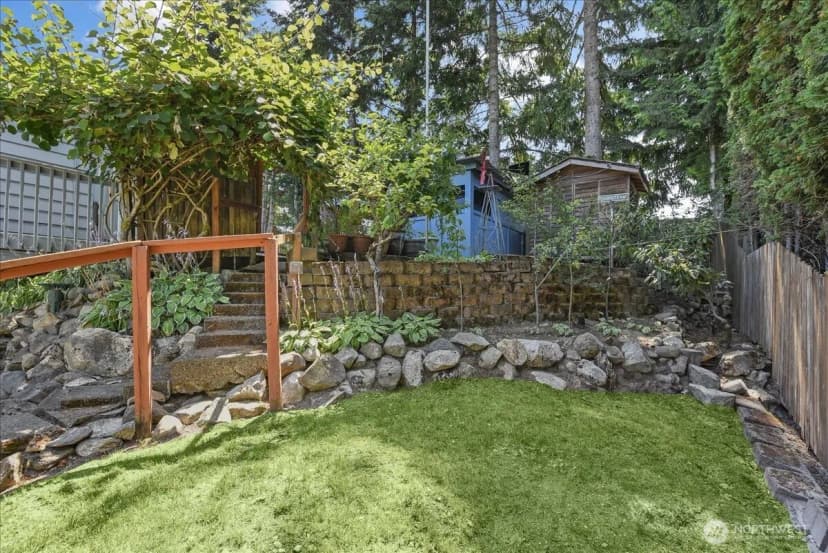 Property photo for 7801 Ne 133rd Place, Kirkland photo 6