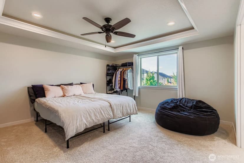 Property photo for 2025 E 9th Street, La Center photo 15