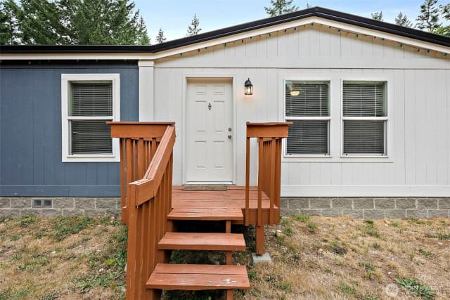 Property photo for 35717 74th Avenue S, Roy photo 4