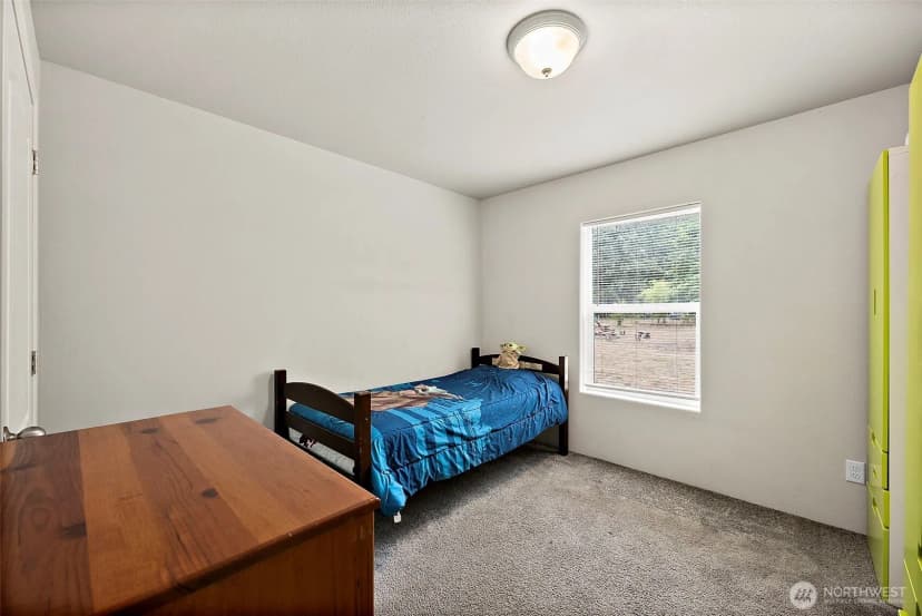 Property photo for 35717 74th Avenue S, Roy photo 18