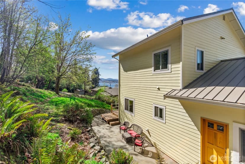 Property photo for 3643 Beach Drive E, Port Orchard photo 36