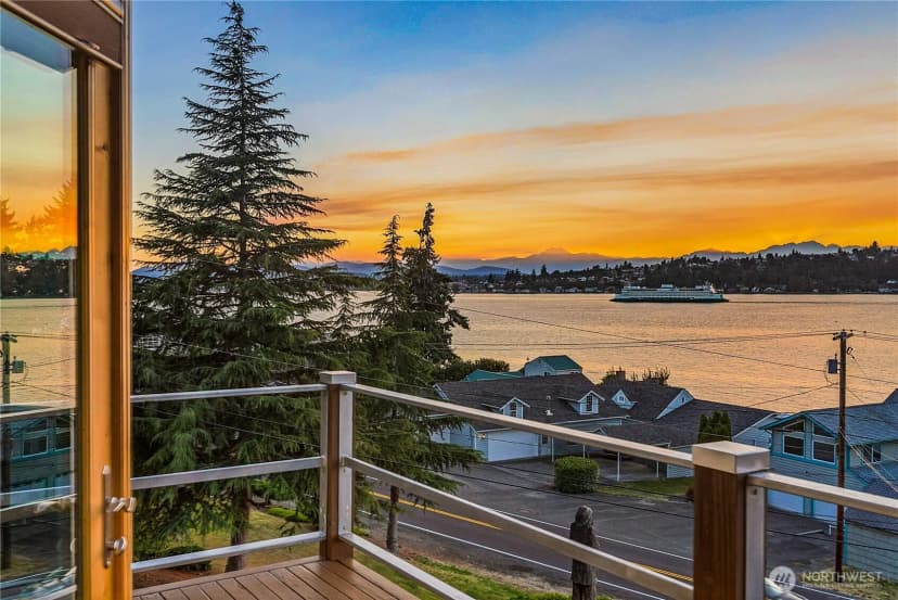 Property photo for 3643 Beach Drive E, Port Orchard photo 3