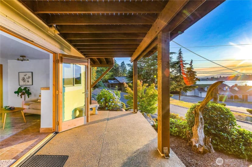Property photo for 3643 Beach Drive E, Port Orchard photo 32