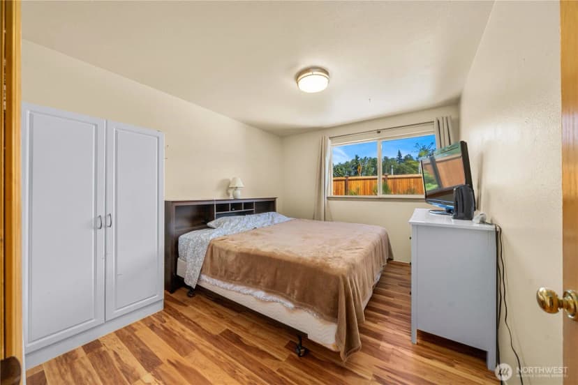 Property photo for 26832 27th Place S, Kent photo 16