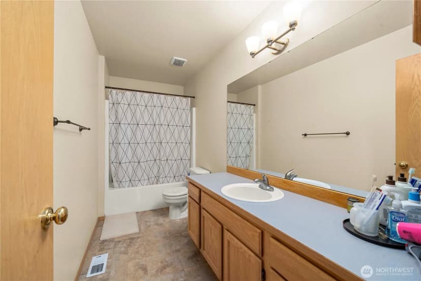 Property photo for 26832 27th Place S, Kent photo 18